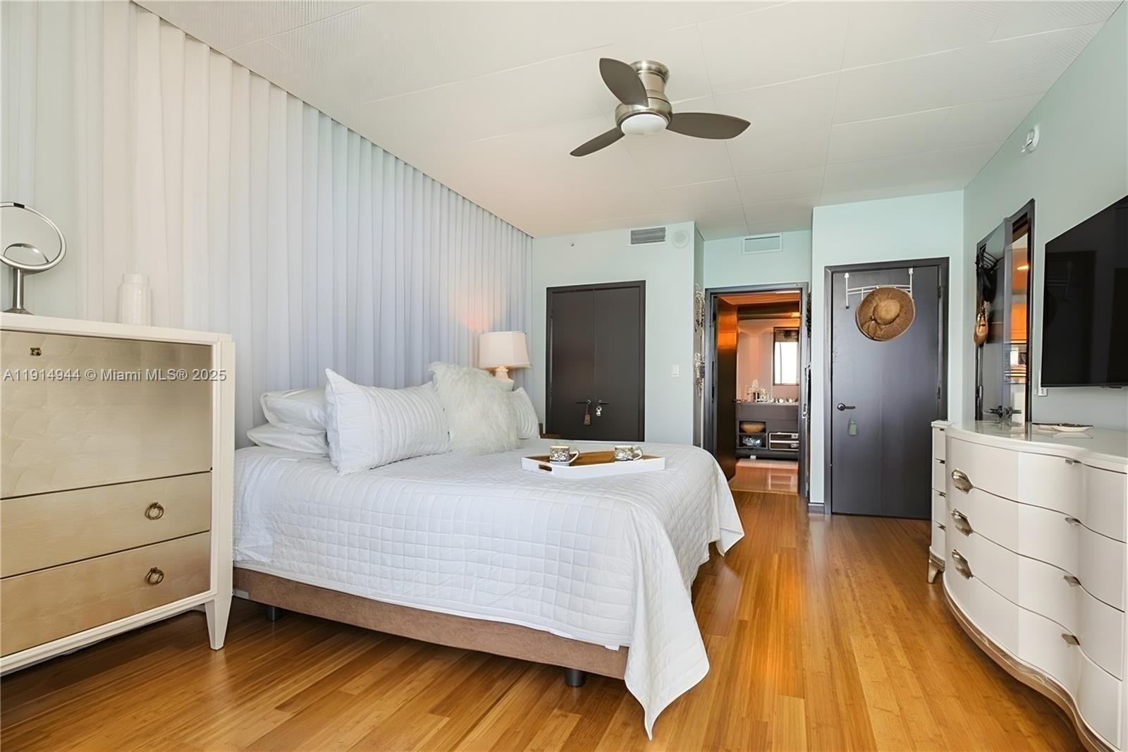 SOUTH CARILLON BEACH COND - Residential