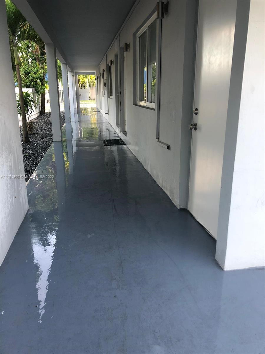 NORTH HOLLYWOOD - Residential Lease
