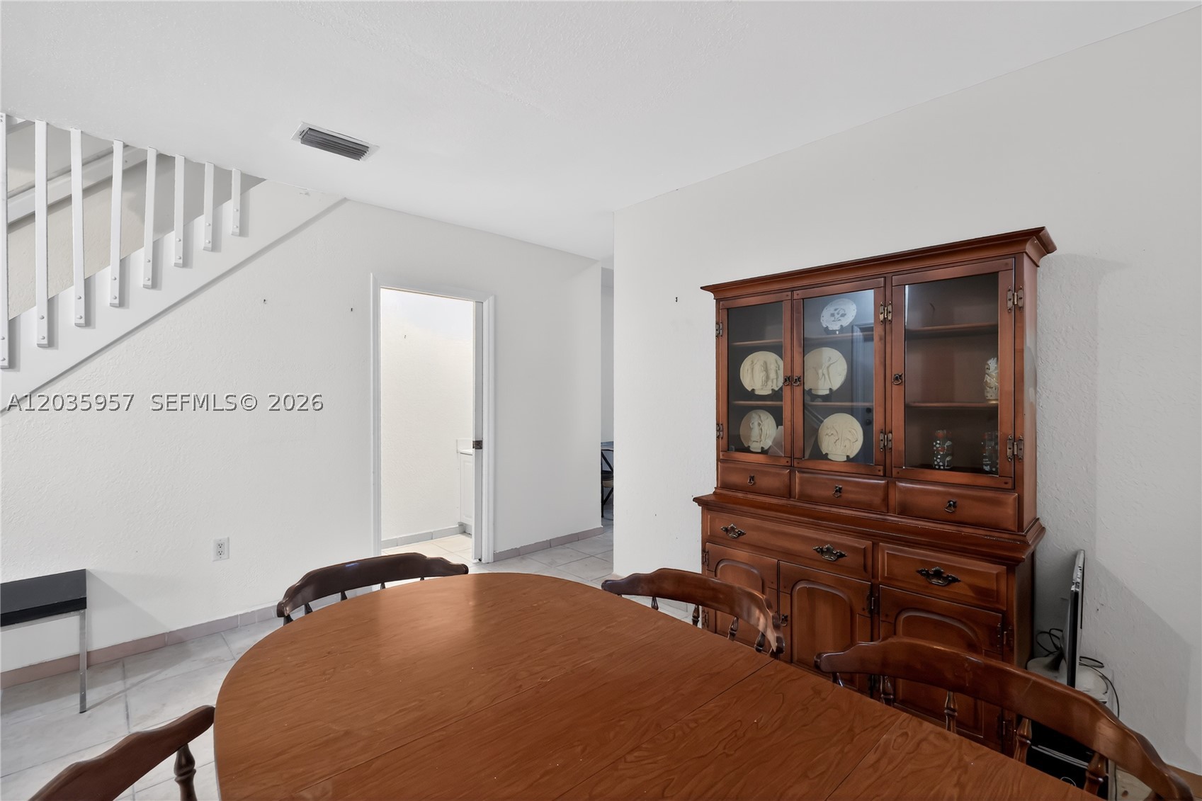 HAWKSNEST 1ST ADDN - Residential