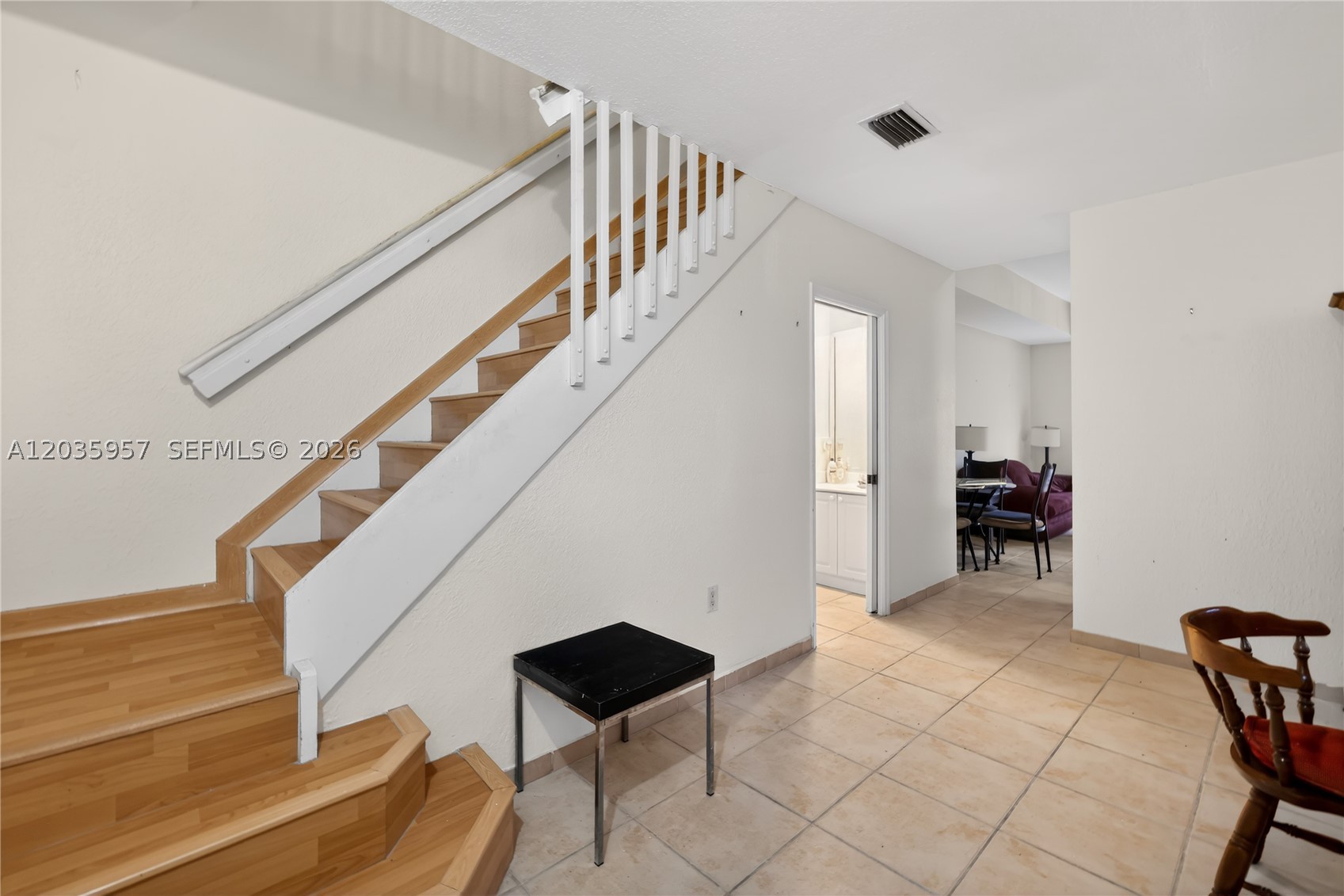 HAWKSNEST 1ST ADDN - Residential