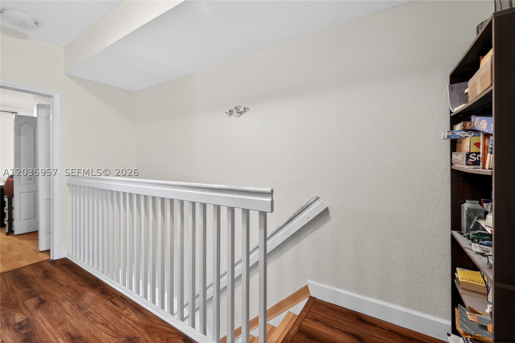 HAWKSNEST 1ST ADDN - Residential