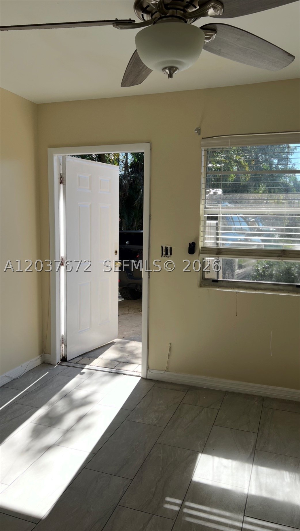 COLLEGE TRACT 2ND ADD - Residential Lease