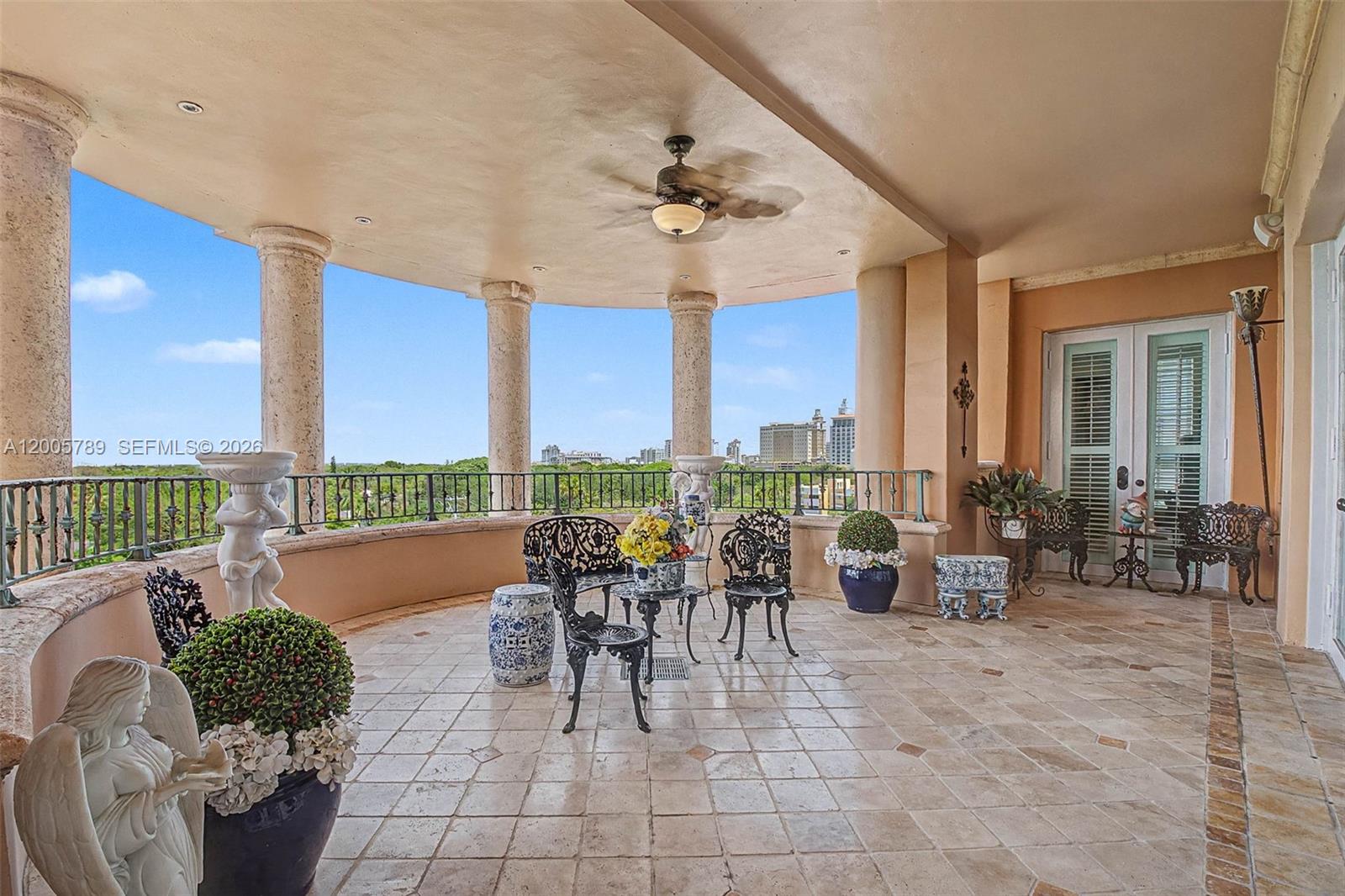 SEGOVIA TOWER CONDO - Residential