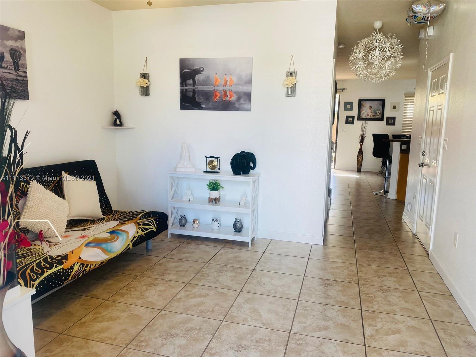 SILVER PALM WEST - Residential