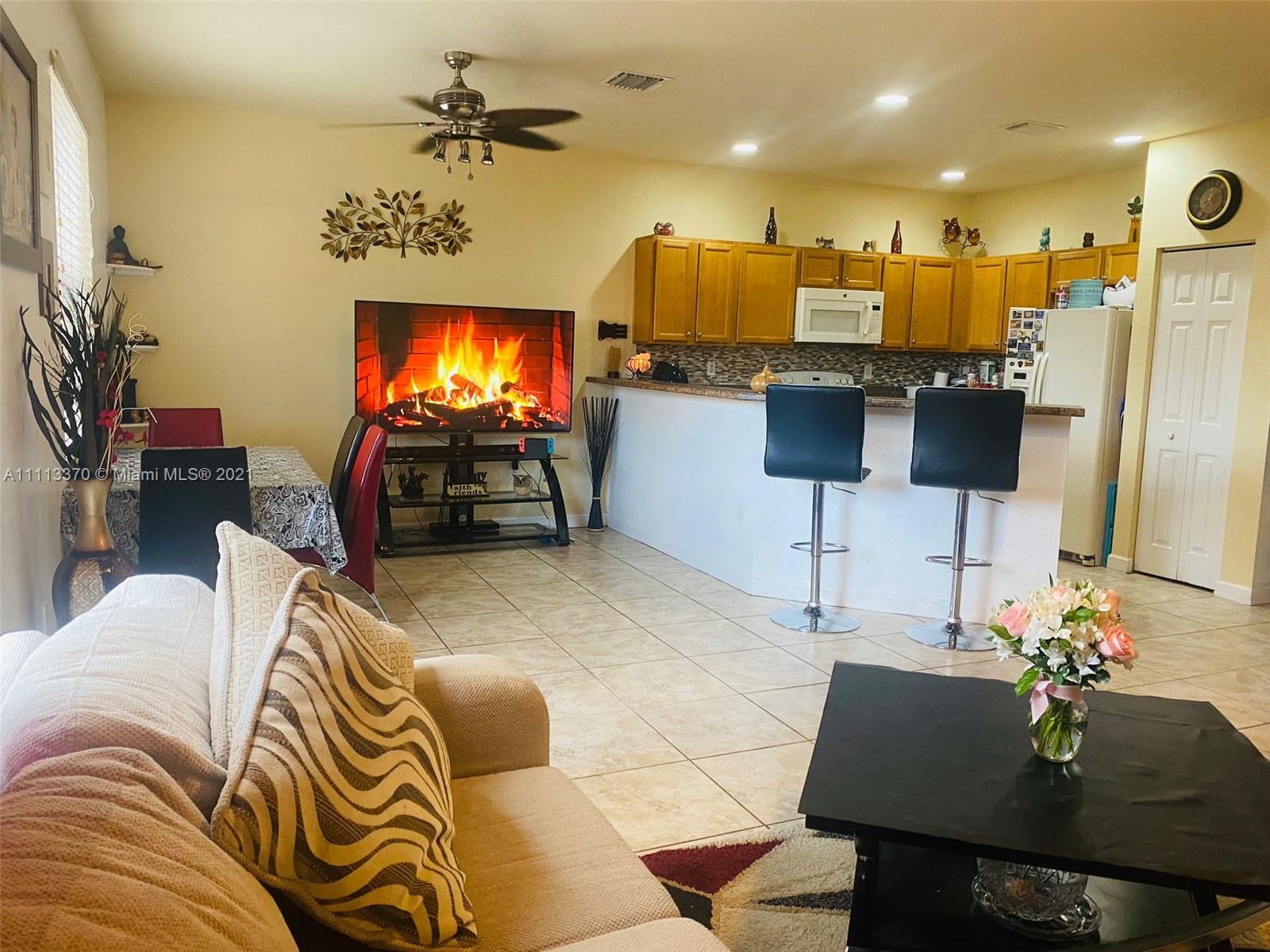 SILVER PALM WEST - Residential