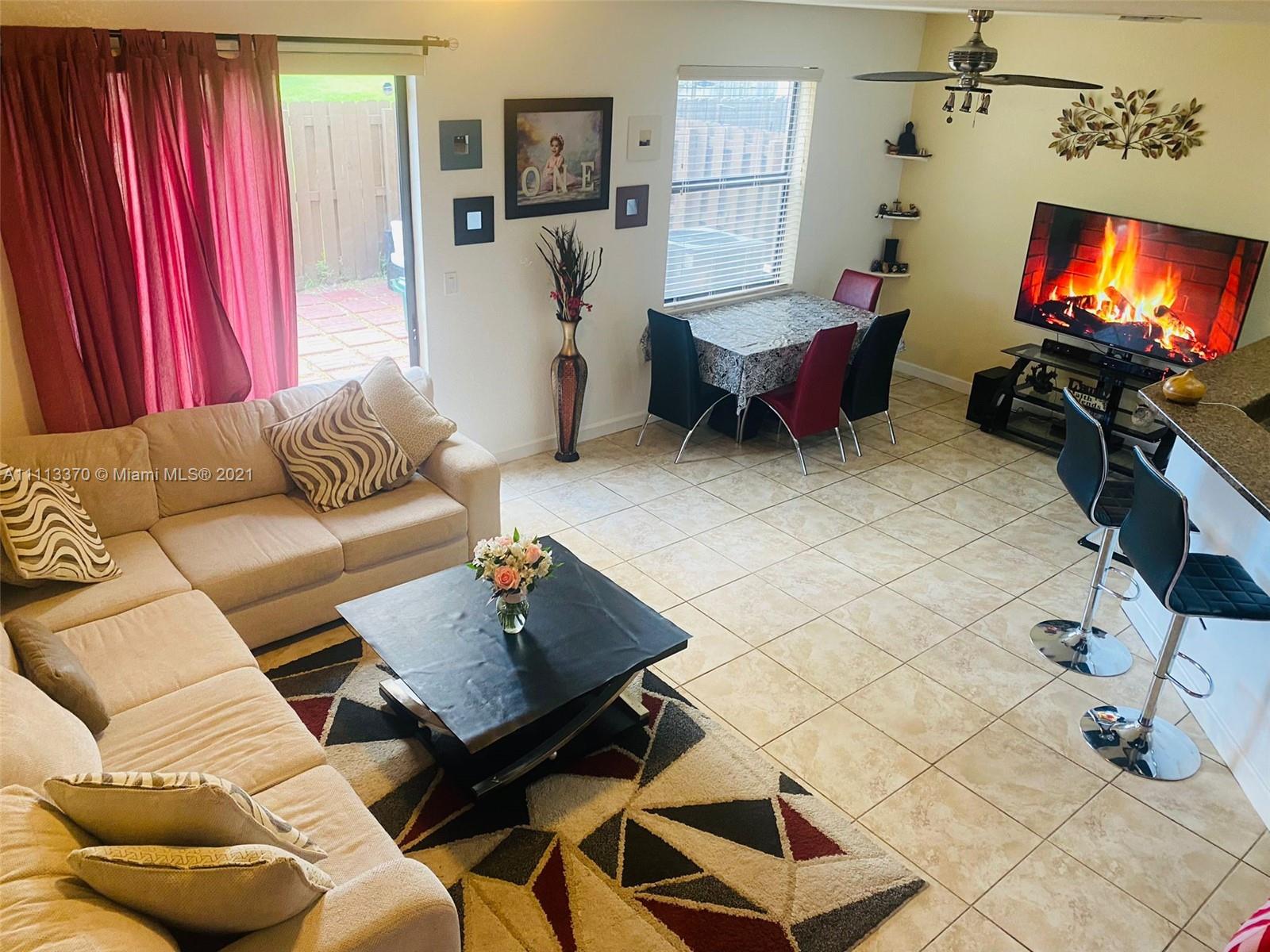 SILVER PALM WEST - Residential