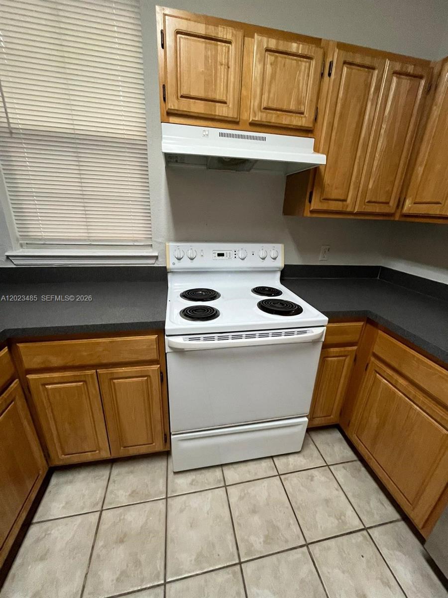 HAMPTONS/METROWEST - Residential