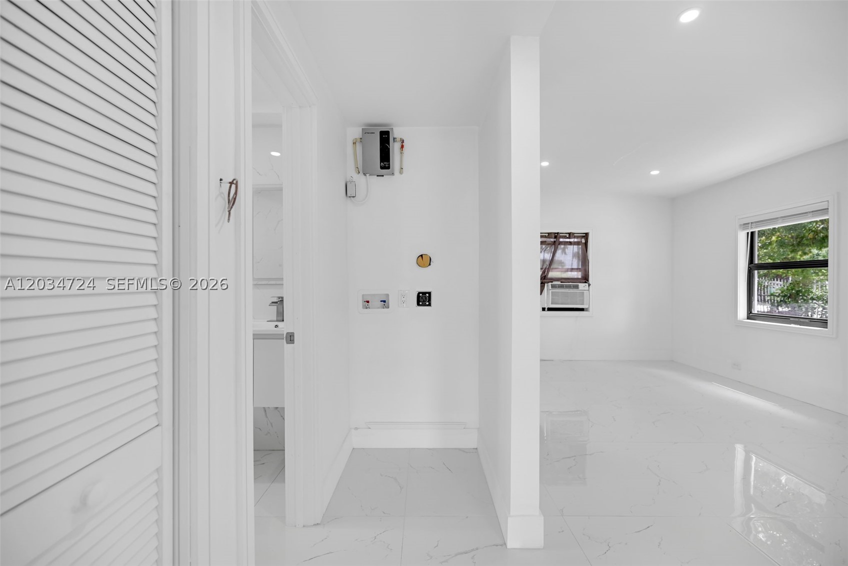 BUNCHE PARK - Residential