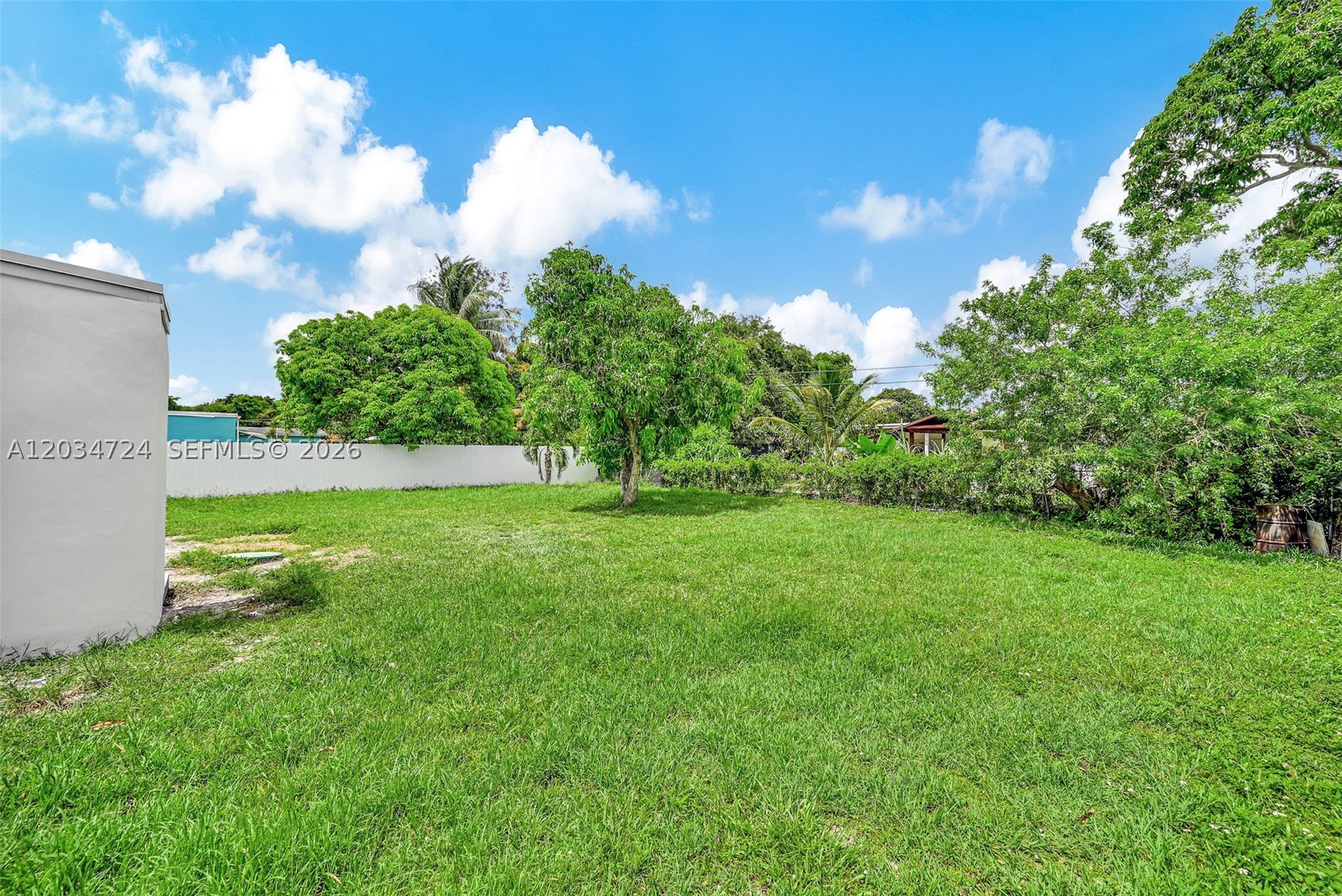 BUNCHE PARK - Residential