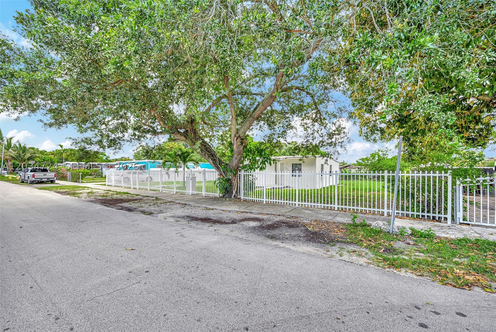 BUNCHE PARK - Residential
