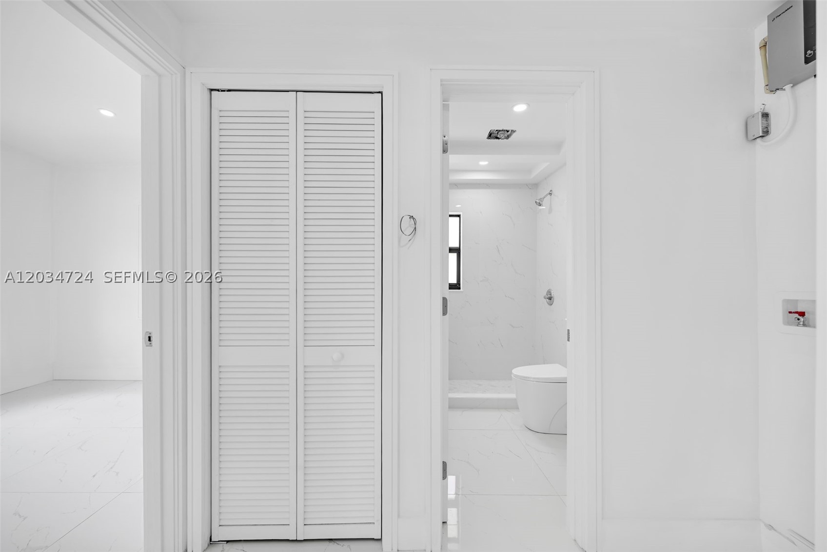 BUNCHE PARK - Residential