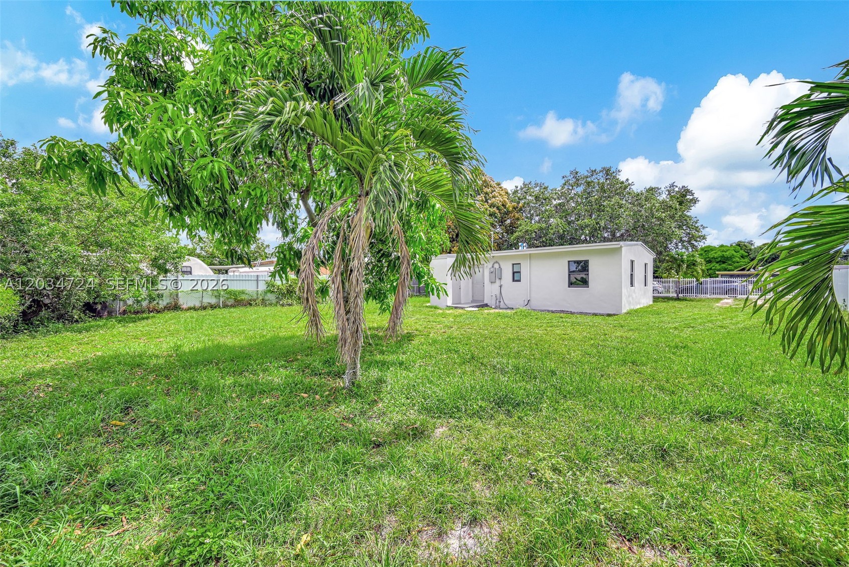 BUNCHE PARK - Residential
