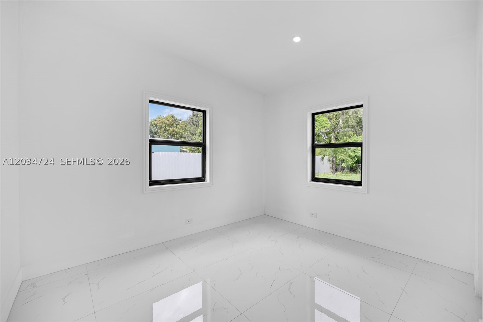 BUNCHE PARK - Residential
