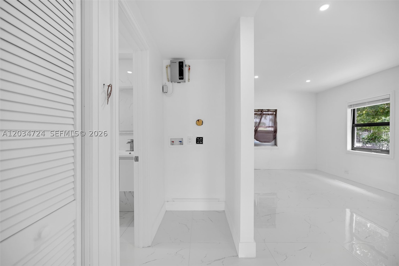 BUNCHE PARK - Residential