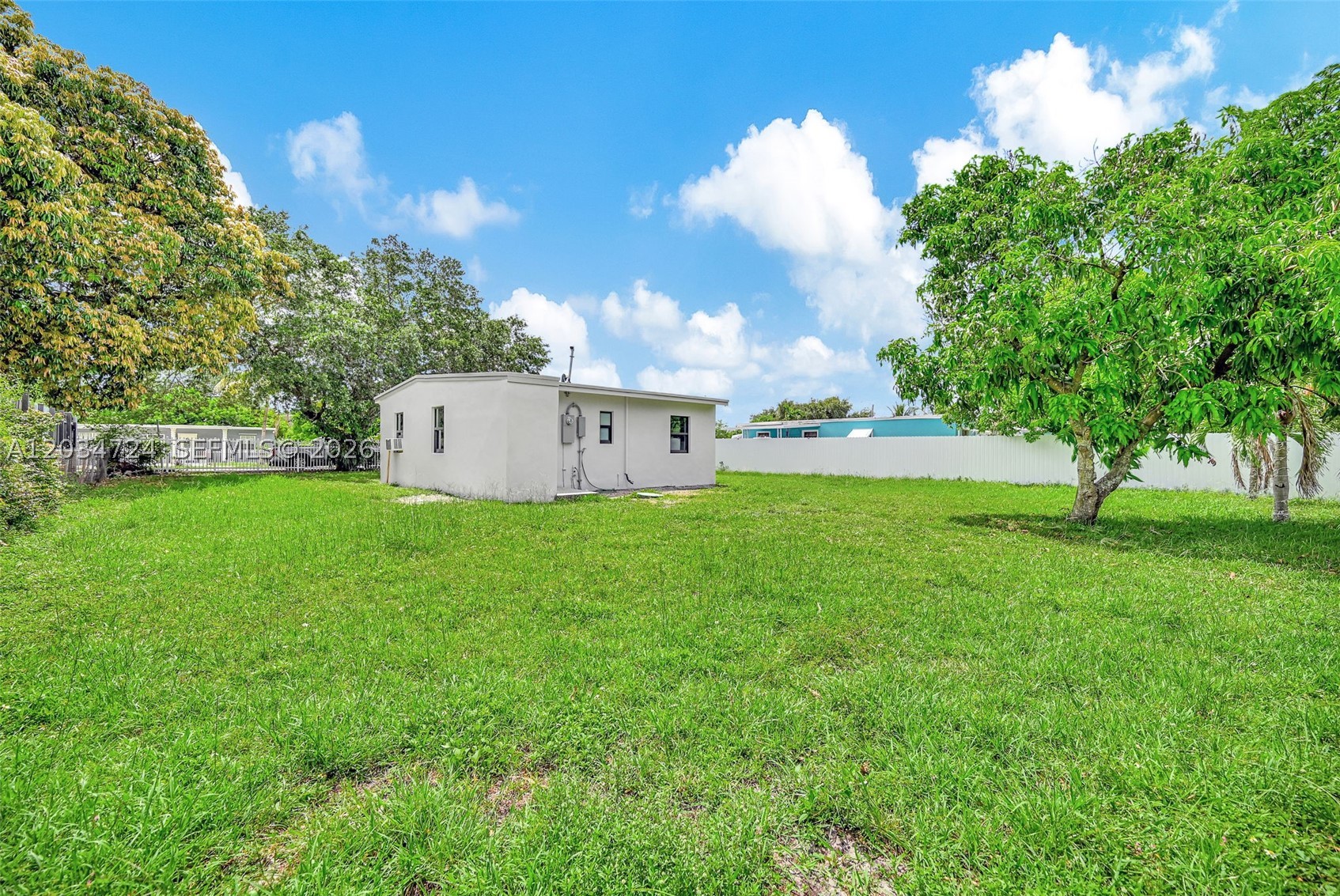 BUNCHE PARK - Residential