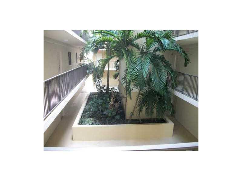 TUSCANY POINTE VILLAS CON - Residential Lease