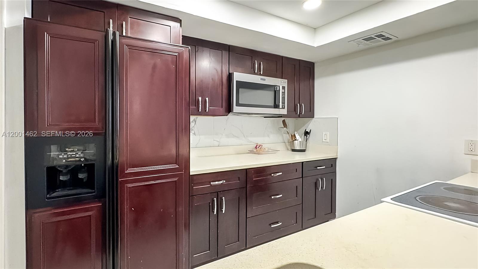 SOMMERSET CONDOMINIUMS - Residential