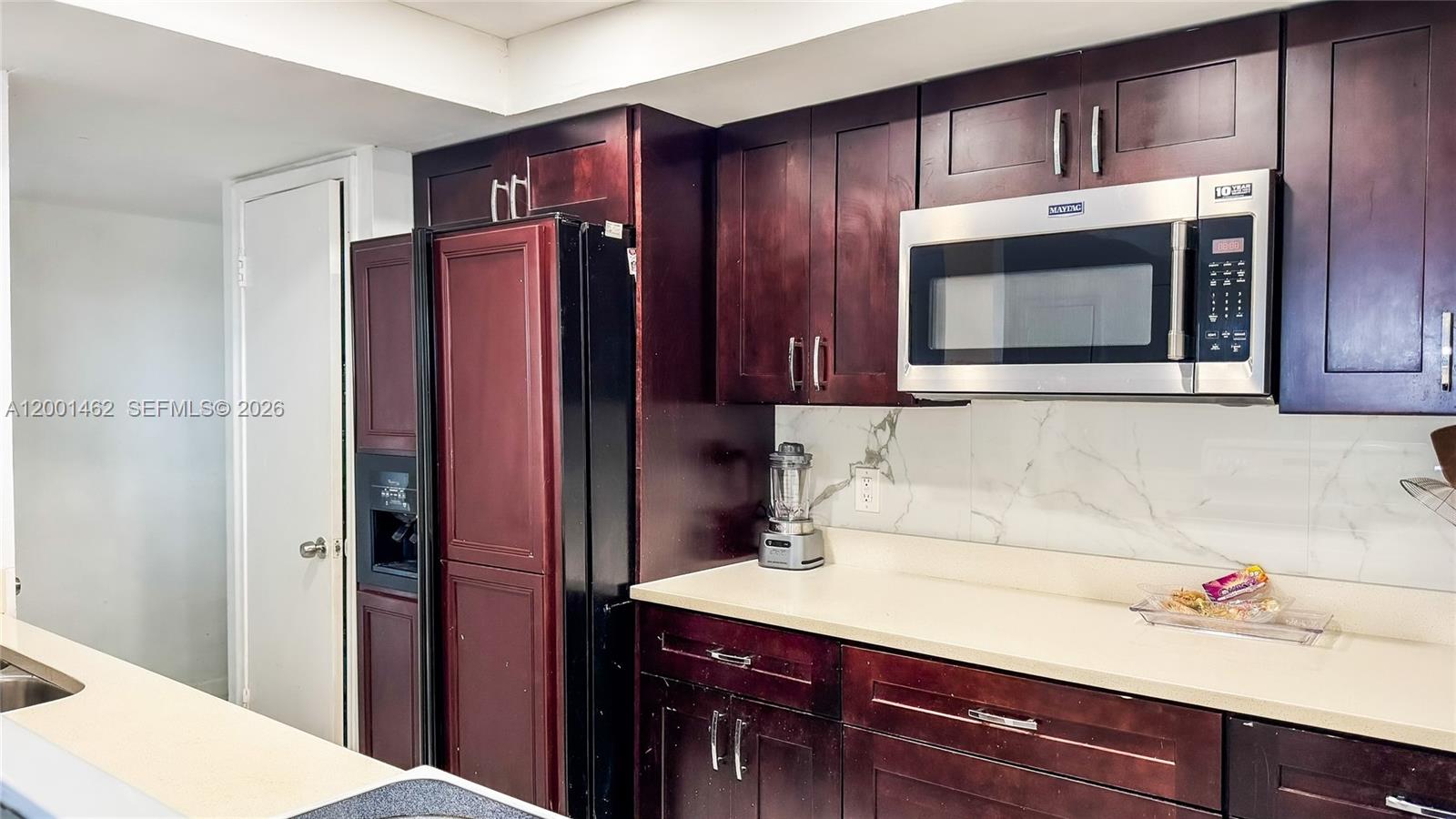 SOMMERSET CONDOMINIUMS - Residential