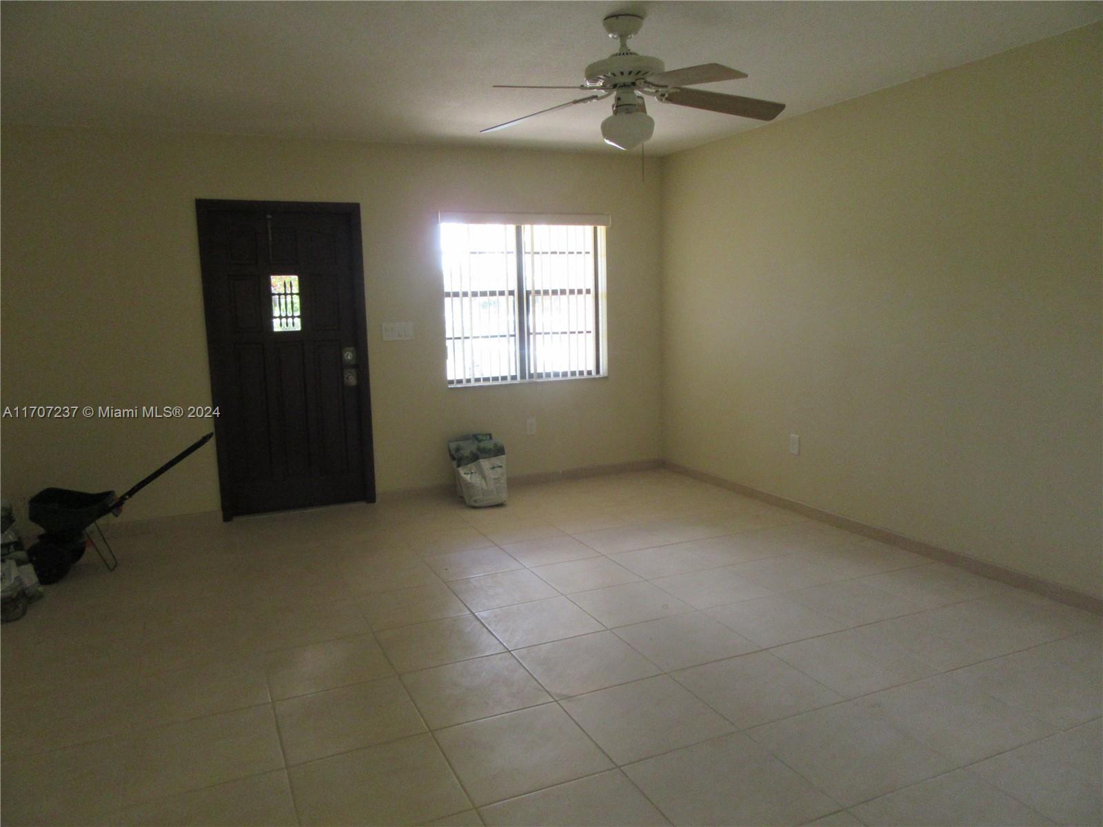BLK 1 MURRAYS - Residential Lease