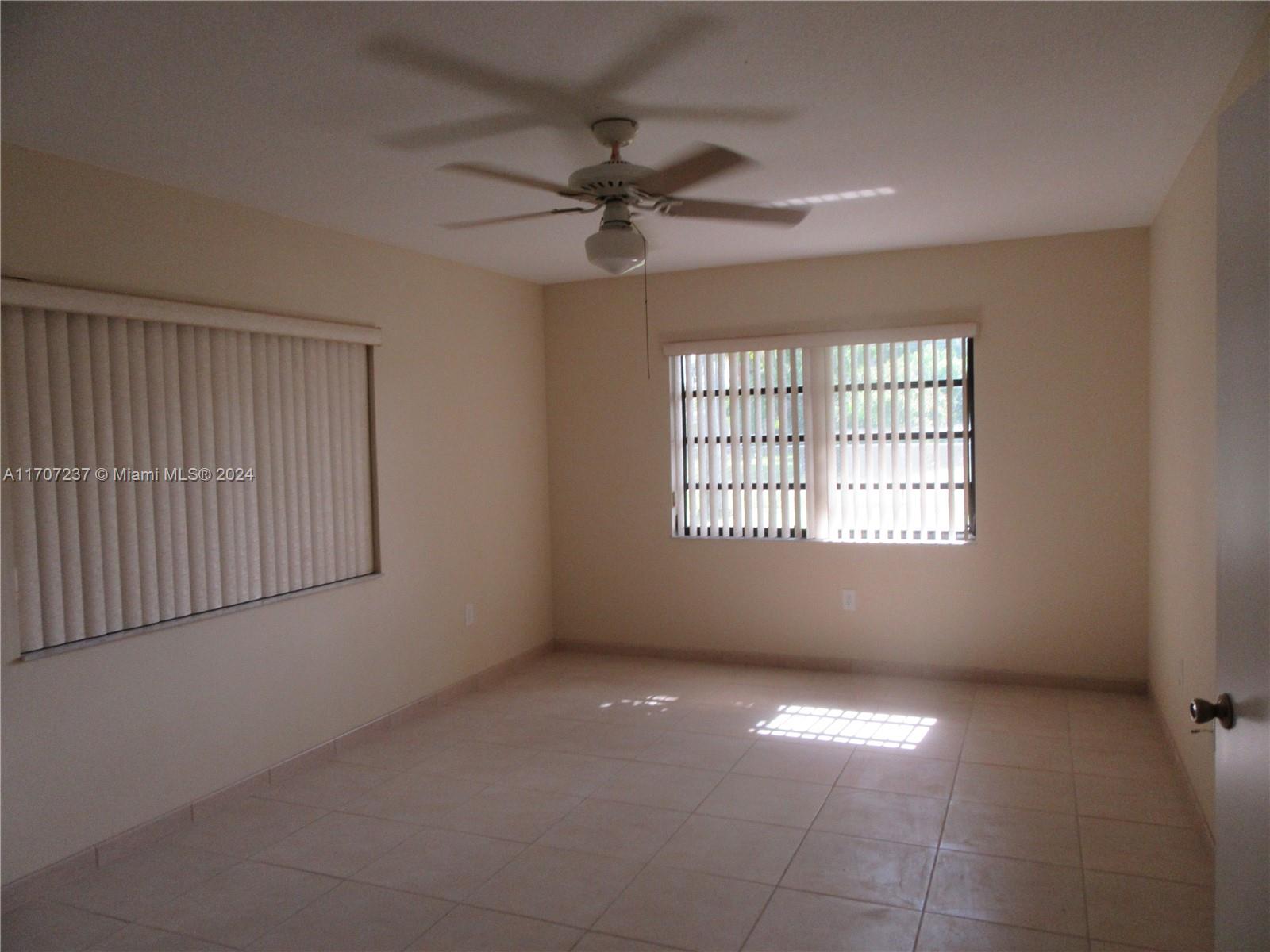 BLK 1 MURRAYS - Residential Lease