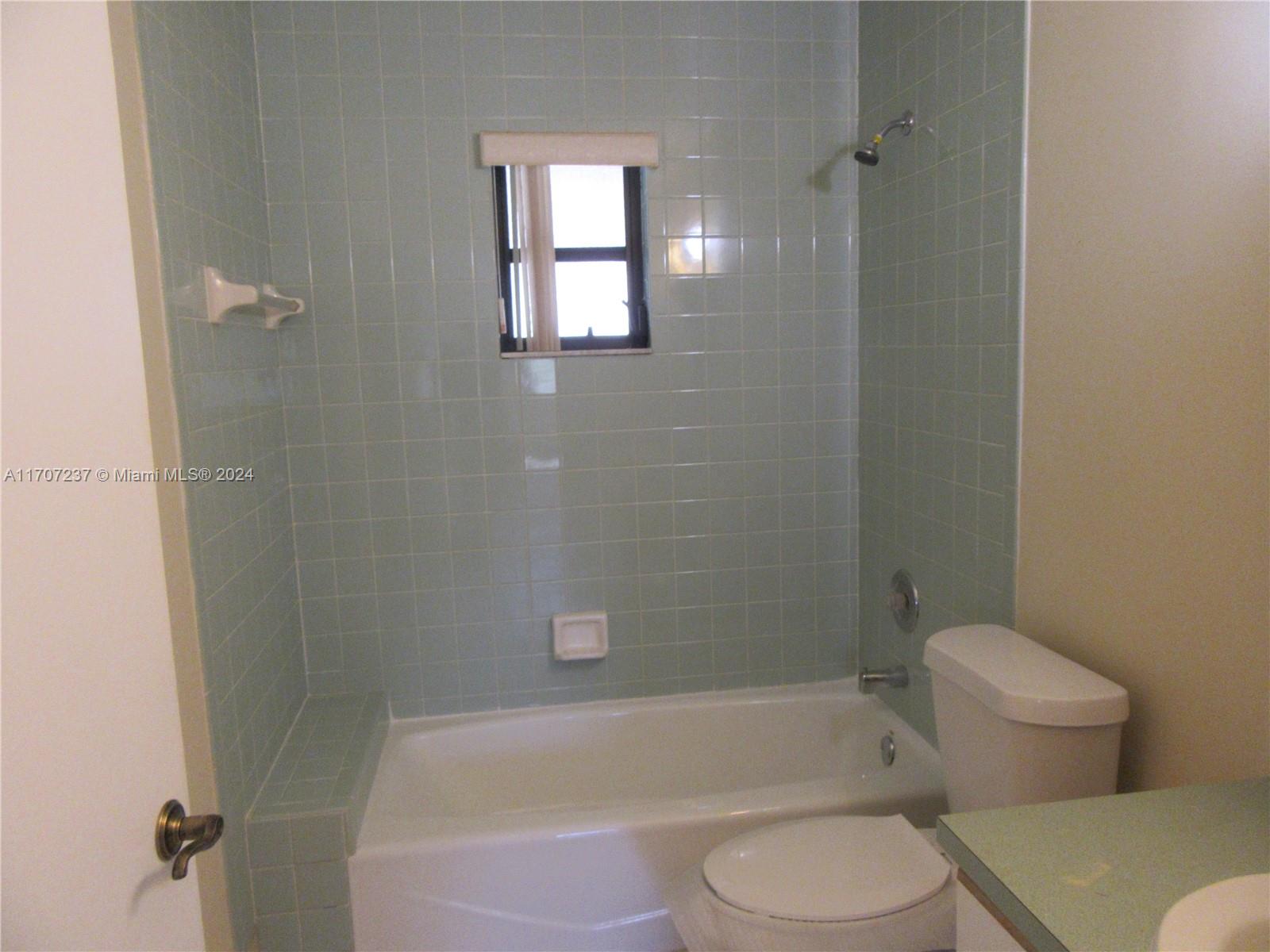 BLK 1 MURRAYS - Residential Lease