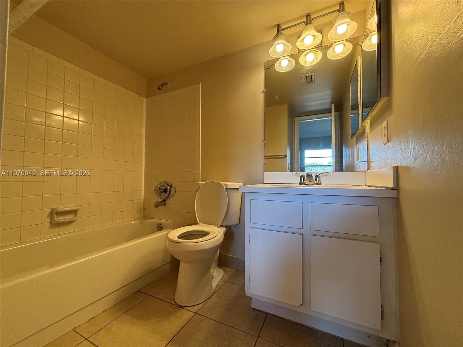 ORANGE TREE OF CORAL SPRI - Residential Lease