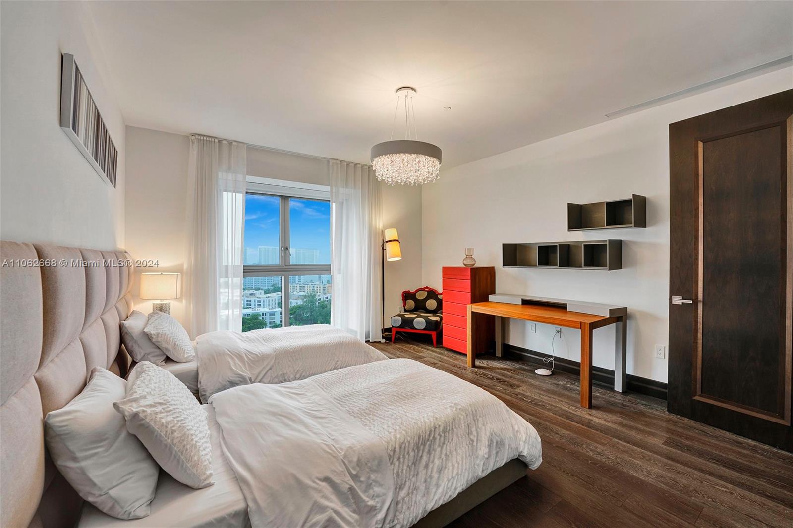 17749 COLLINS AVENUE COND - Residential