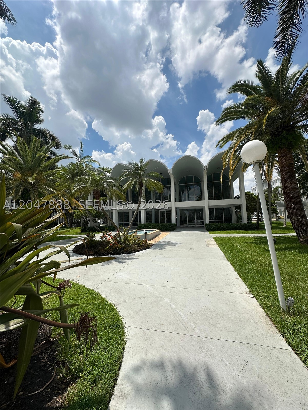 MONTECARLO CONDO - Residential Lease