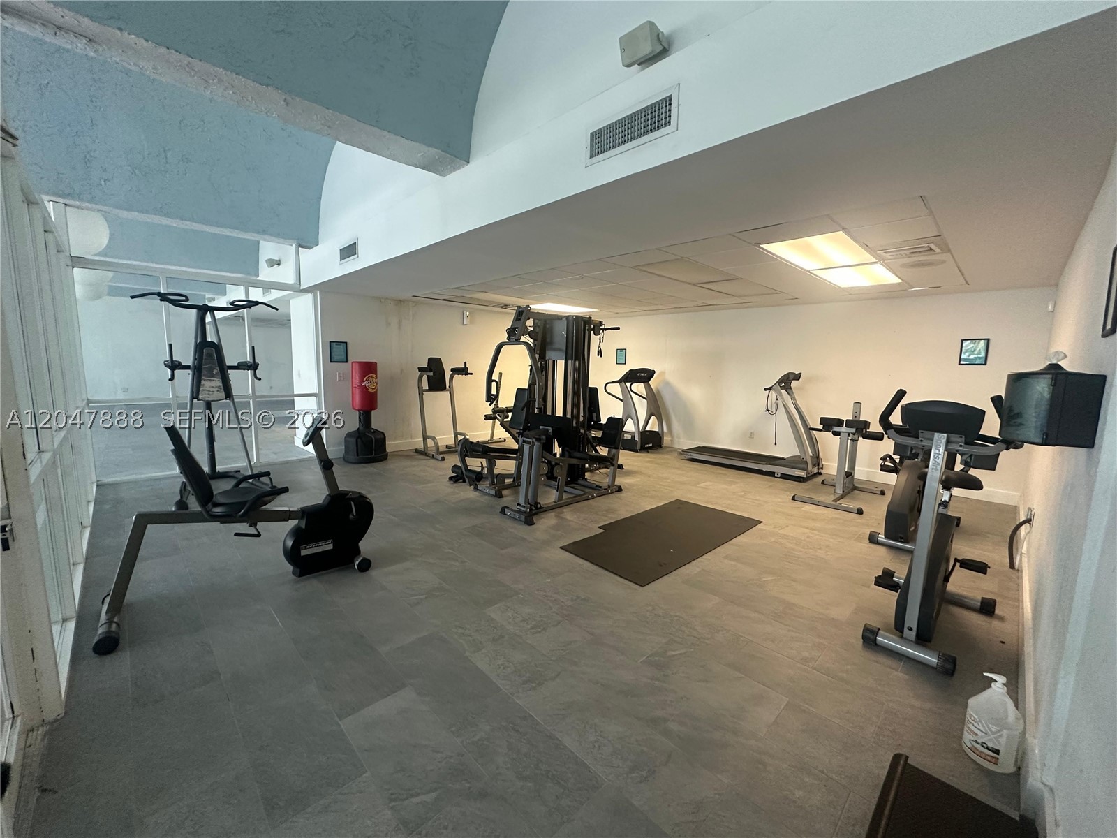 MONTECARLO CONDO - Residential Lease
