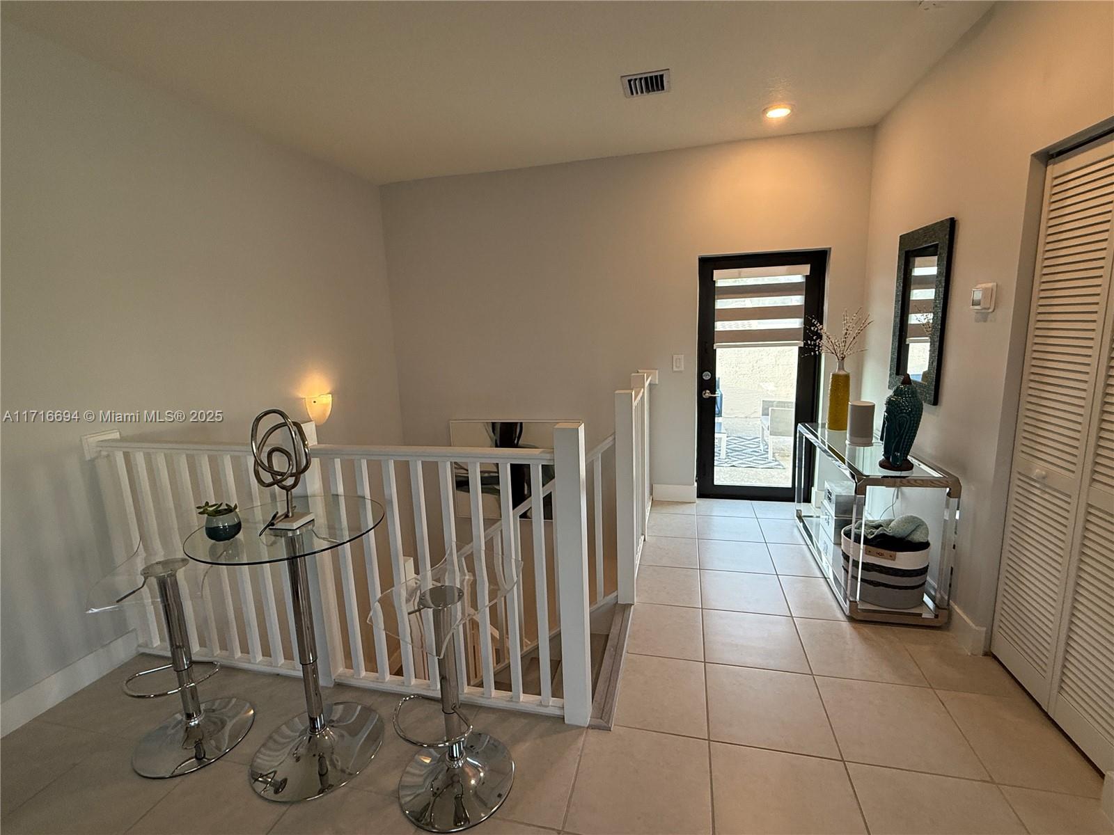 DOWNTOWN DORAL SOUTH PHAS - Residential