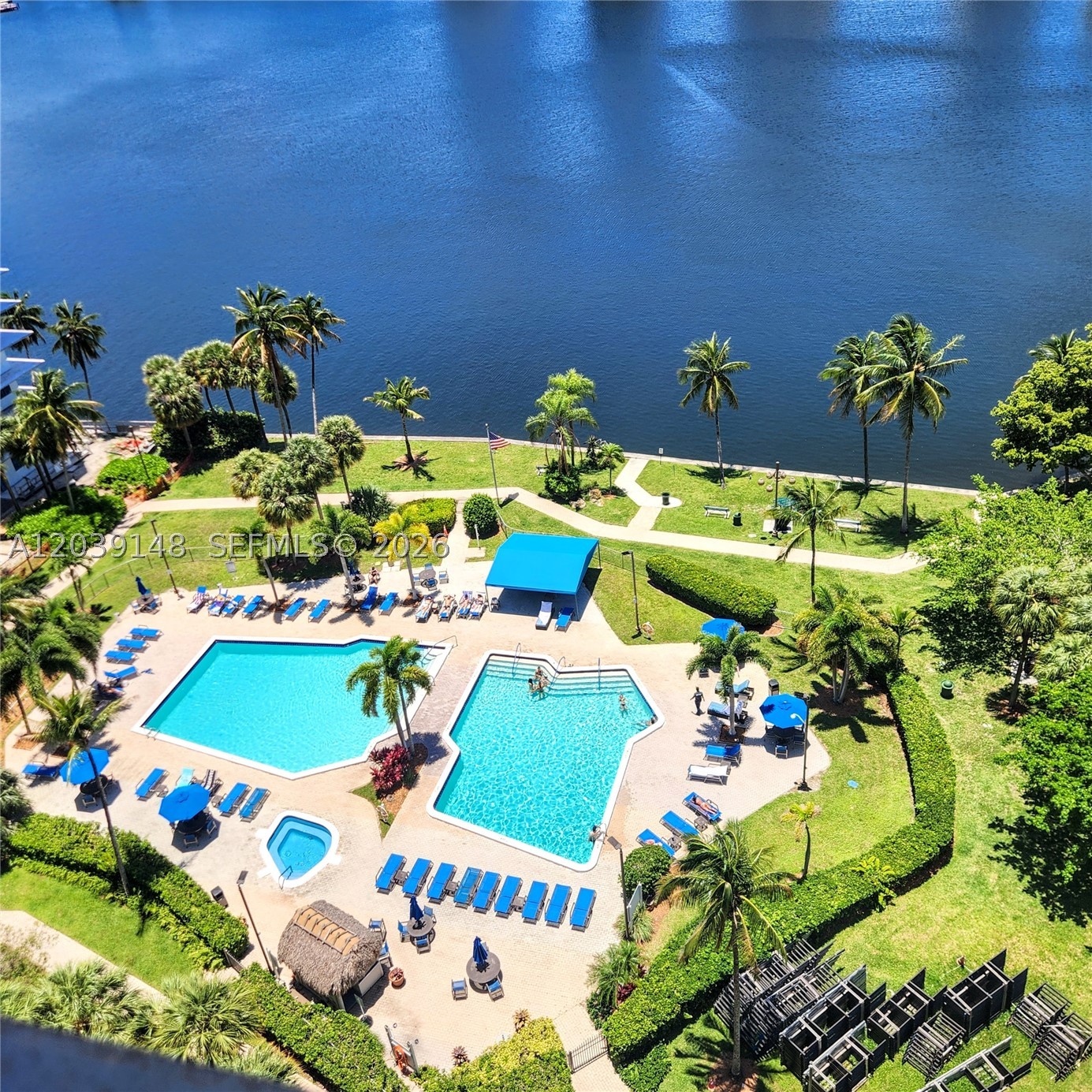 TOWER AT BISCAYNE COVE CO - Residential Lease