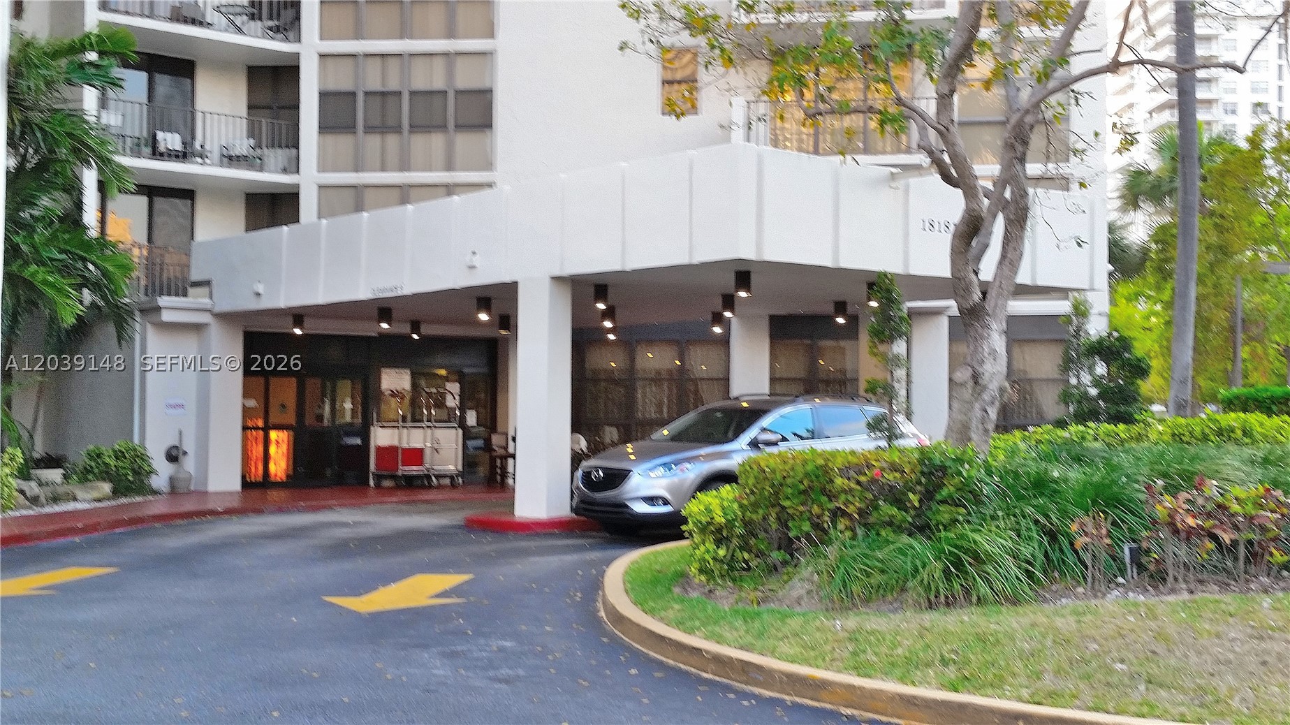 TOWER AT BISCAYNE COVE CO - Residential Lease