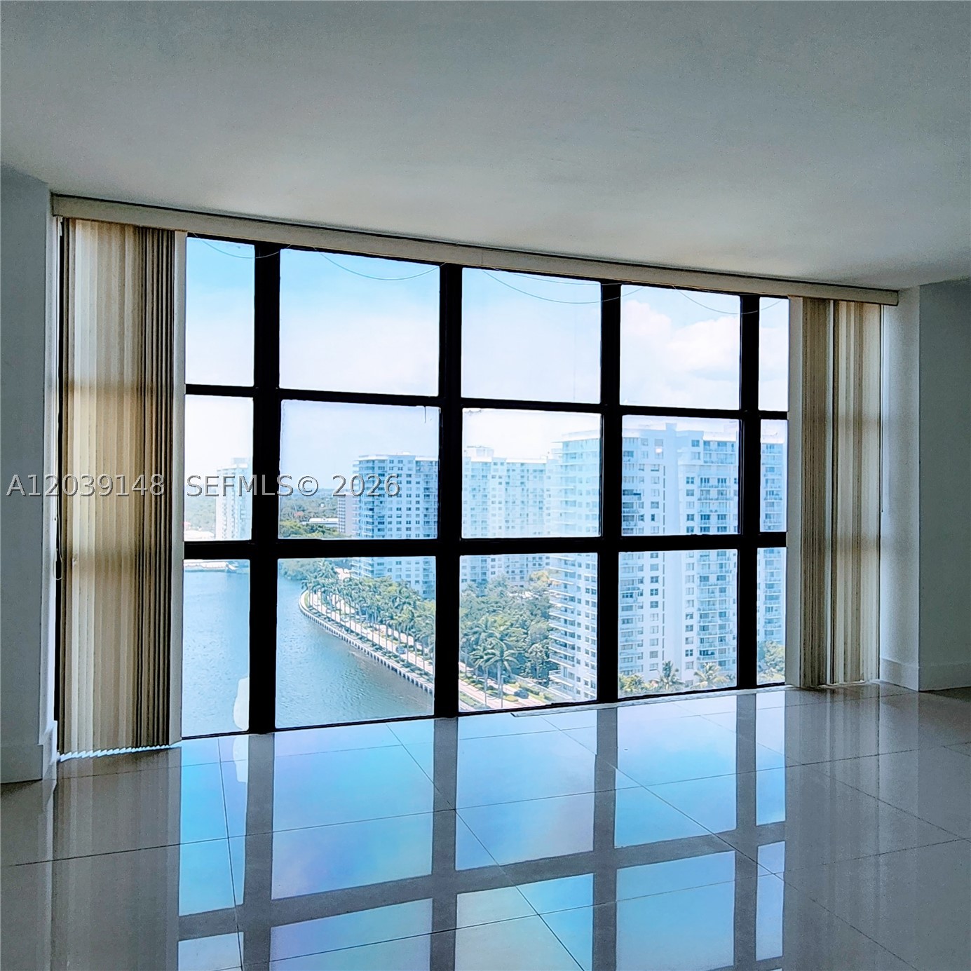 TOWER AT BISCAYNE COVE CO - Residential Lease