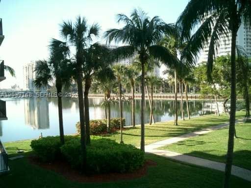 TOWER AT BISCAYNE COVE CO - Residential Lease