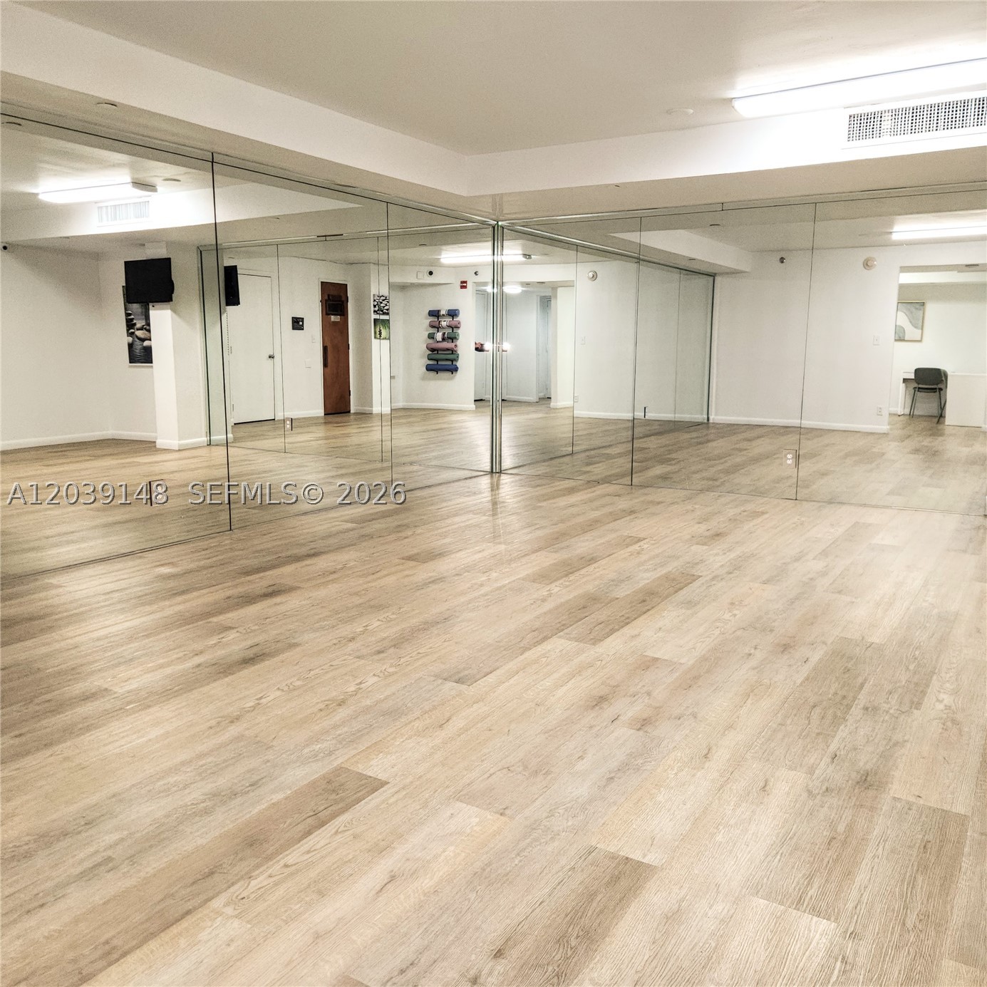 TOWER AT BISCAYNE COVE CO - Residential Lease