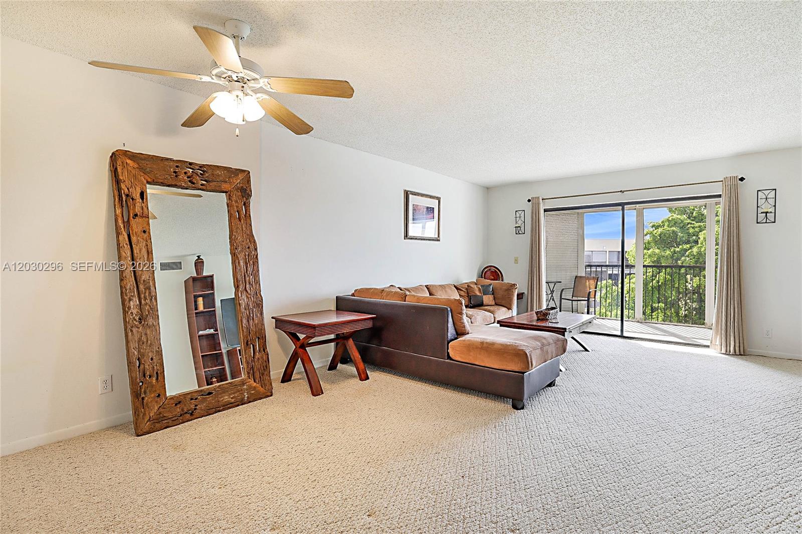 ISLES OF INVERRARY I COND - Residential
