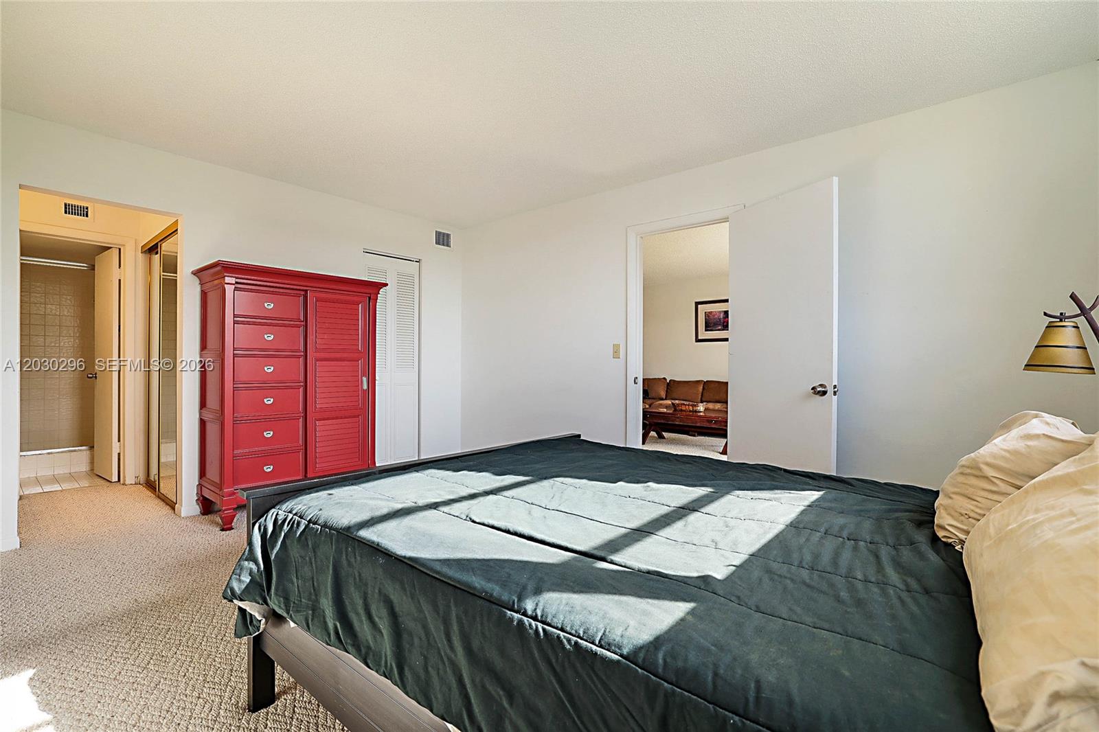 ISLES OF INVERRARY I COND - Residential
