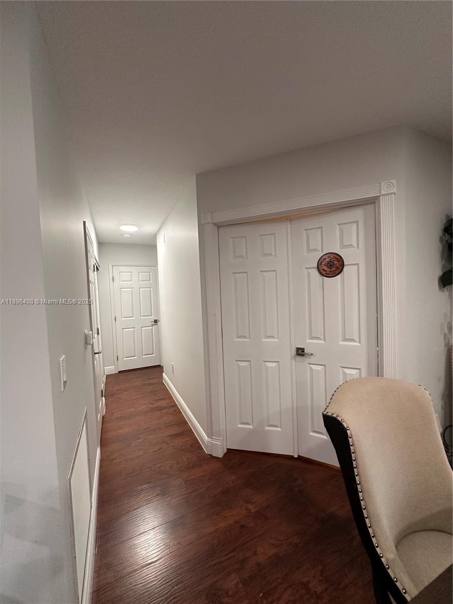 BAYPORT VILLAGE B CONDO - Residential