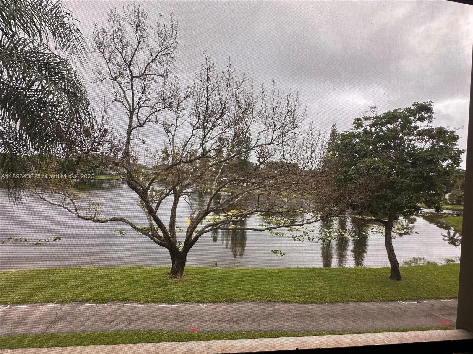 BAYPORT VILLAGE B CONDO - Residential