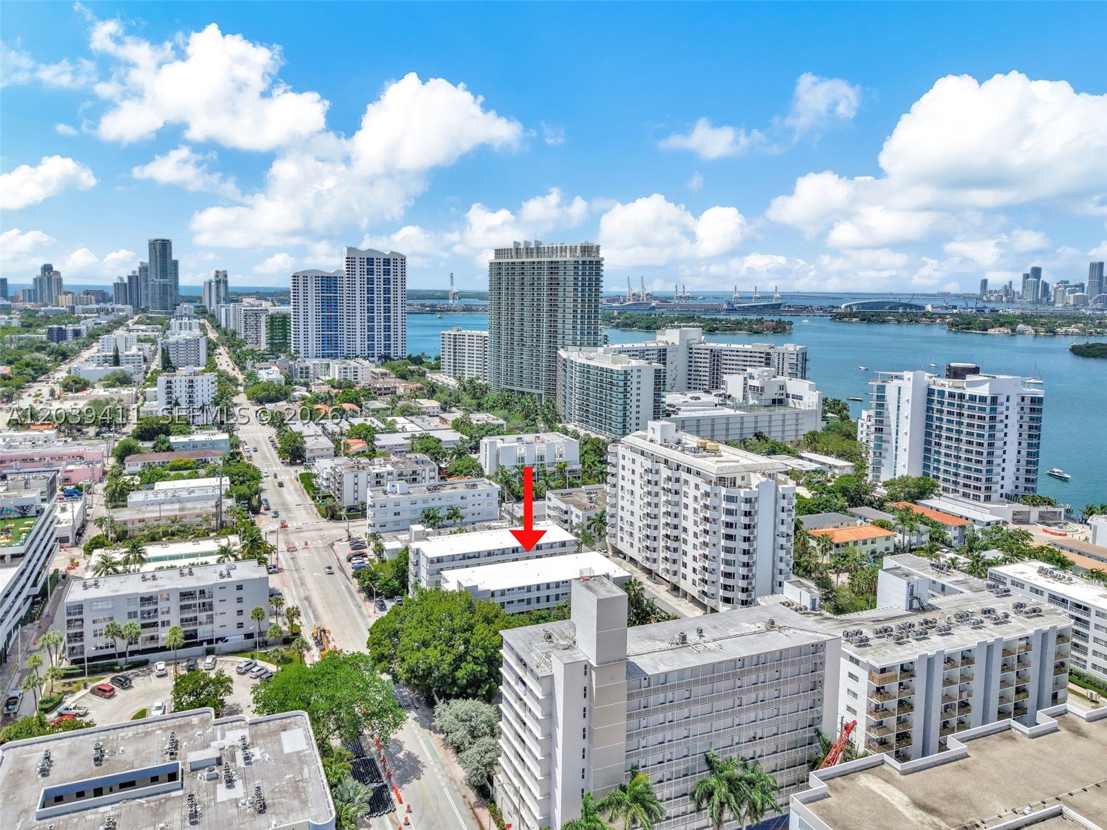 TWIN TOWERS CONDO - Residential