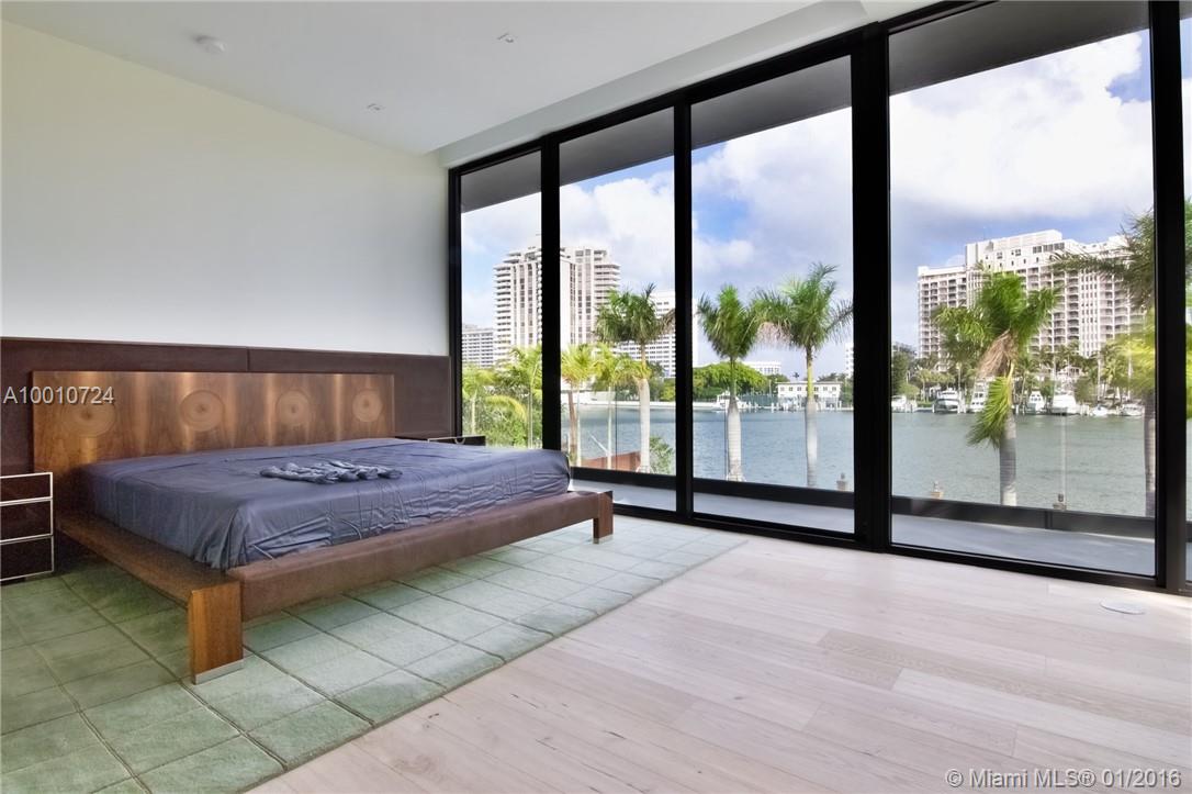 BEACH VIEW - Residential