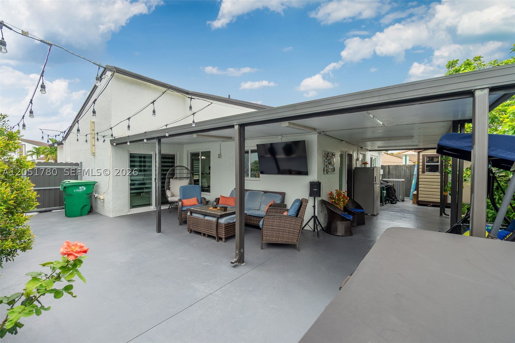 COUNTRY LAKE HOMES 1ST AD - Residential
