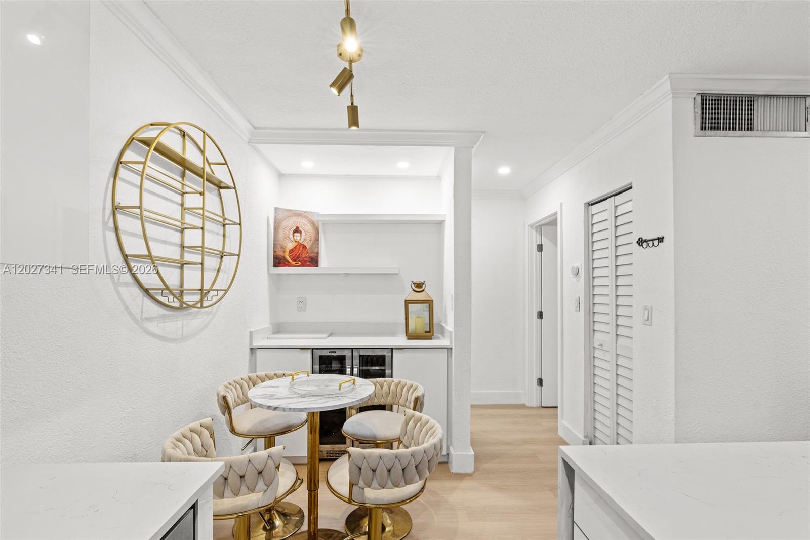 SPANISH TRACE CONDO - Residential Lease