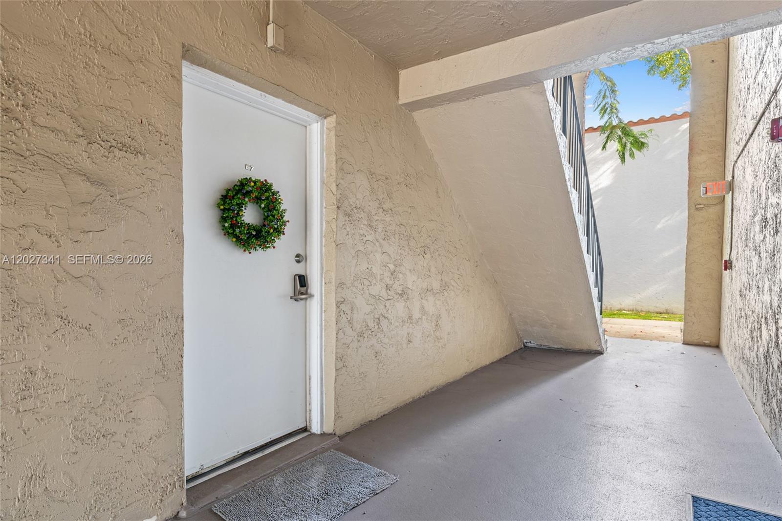 SPANISH TRACE CONDO - Residential Lease