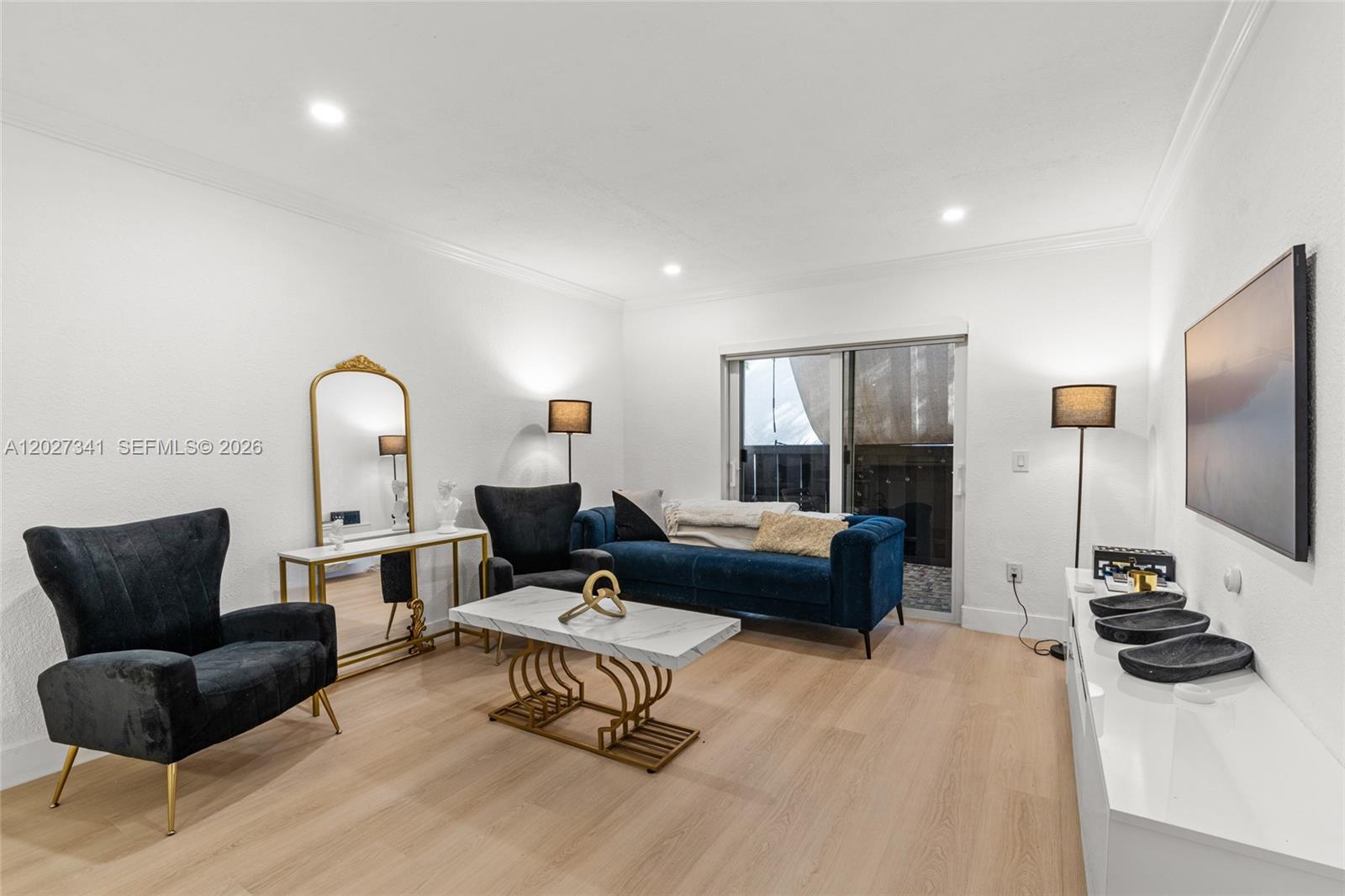 SPANISH TRACE CONDO - Residential Lease