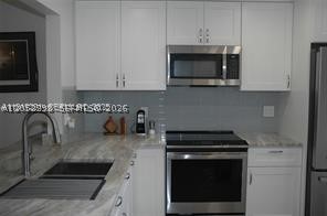 LAS VISTAS D IN INVERRARY - Residential