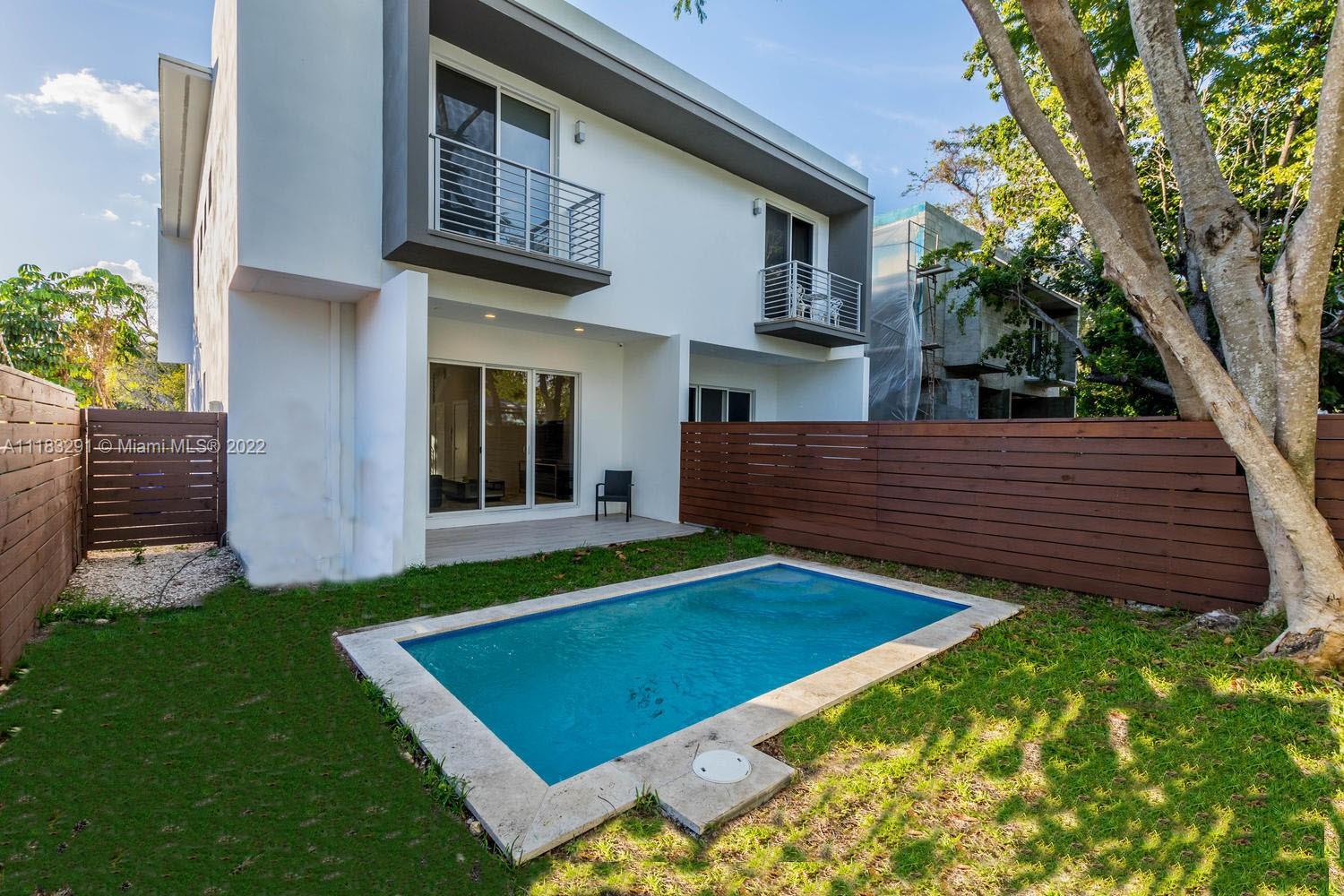 2873-2875 SW 33 CT CONDO - Residential Lease