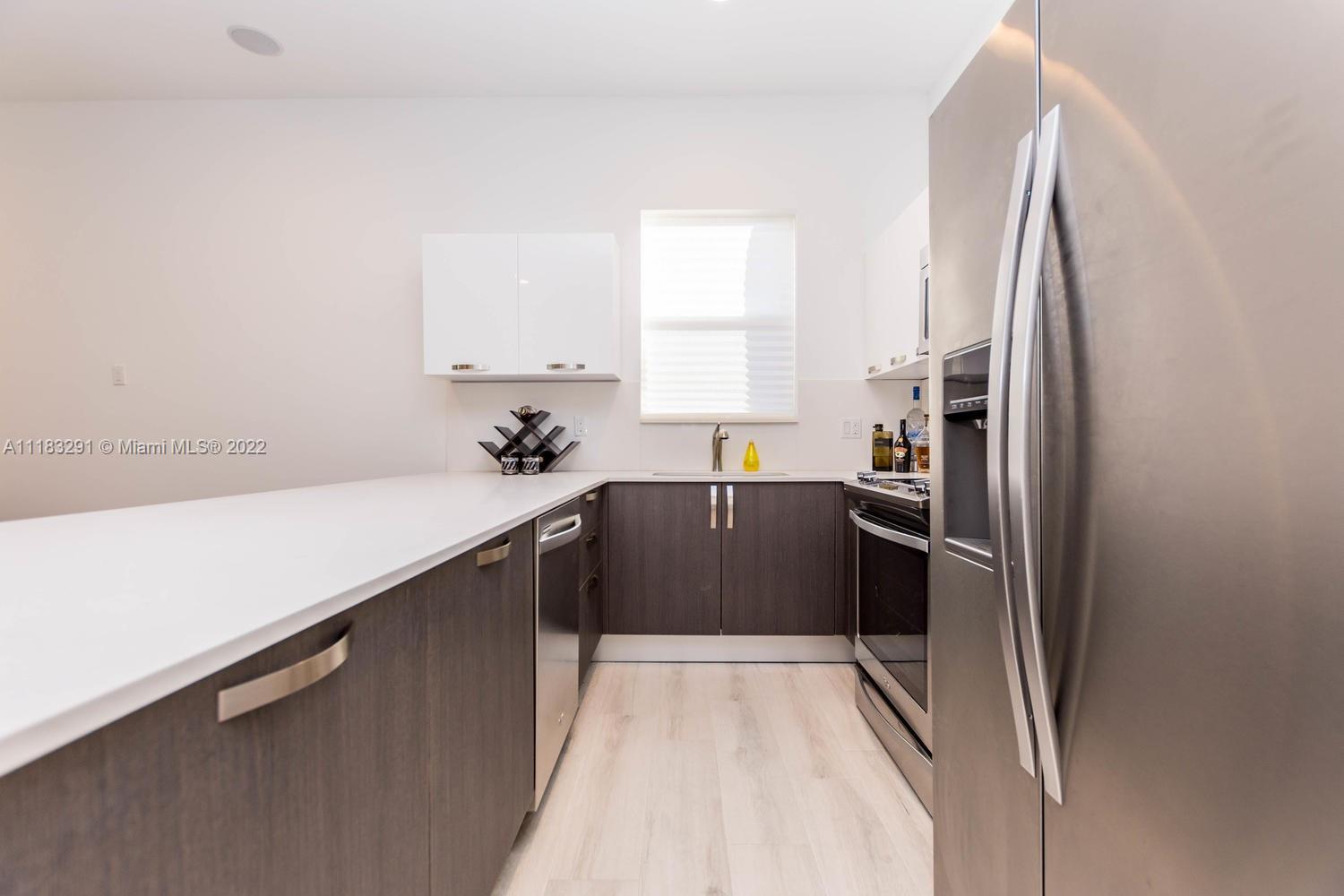 2873-2875 SW 33 CT CONDO - Residential Lease
