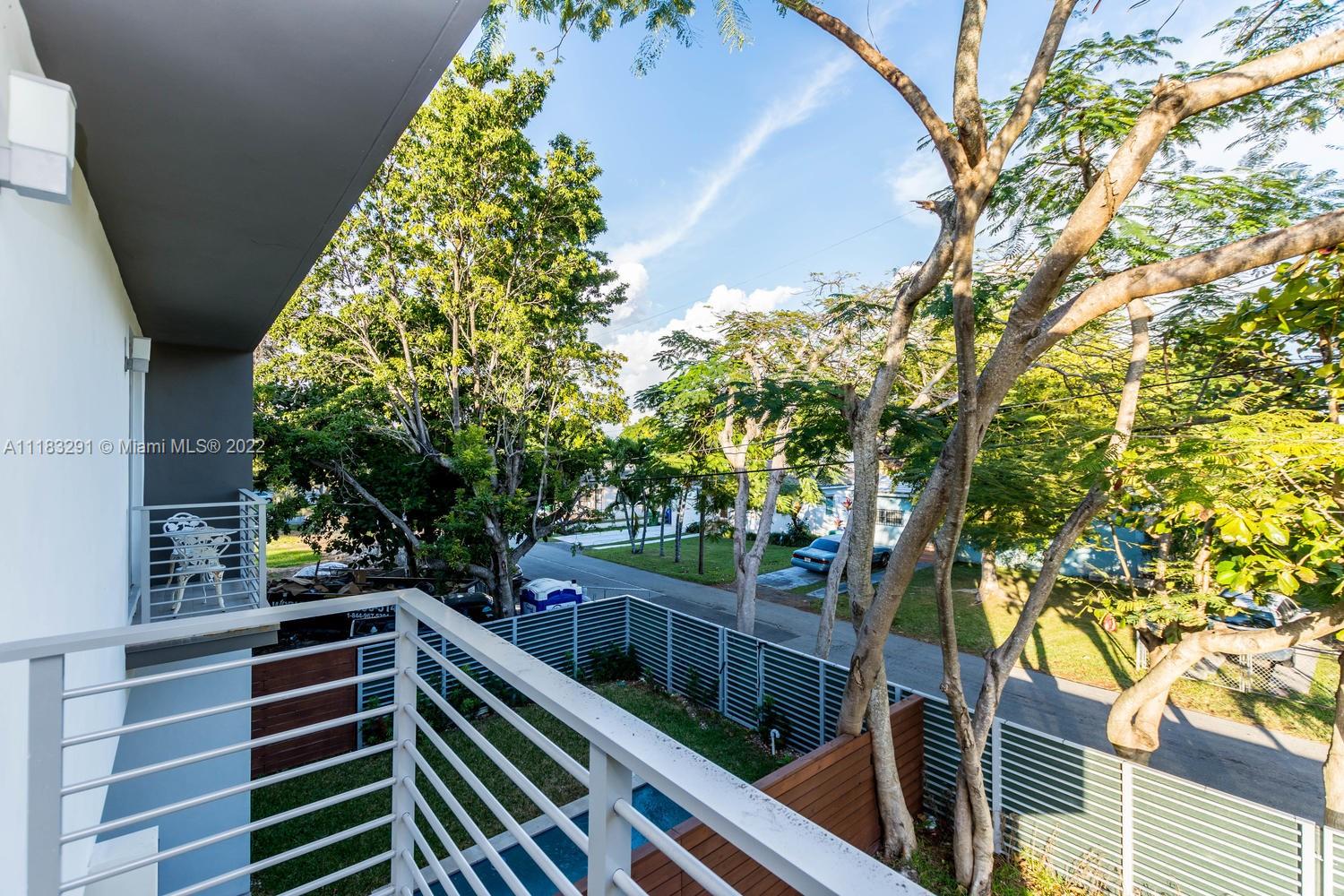 2873-2875 SW 33 CT CONDO - Residential Lease