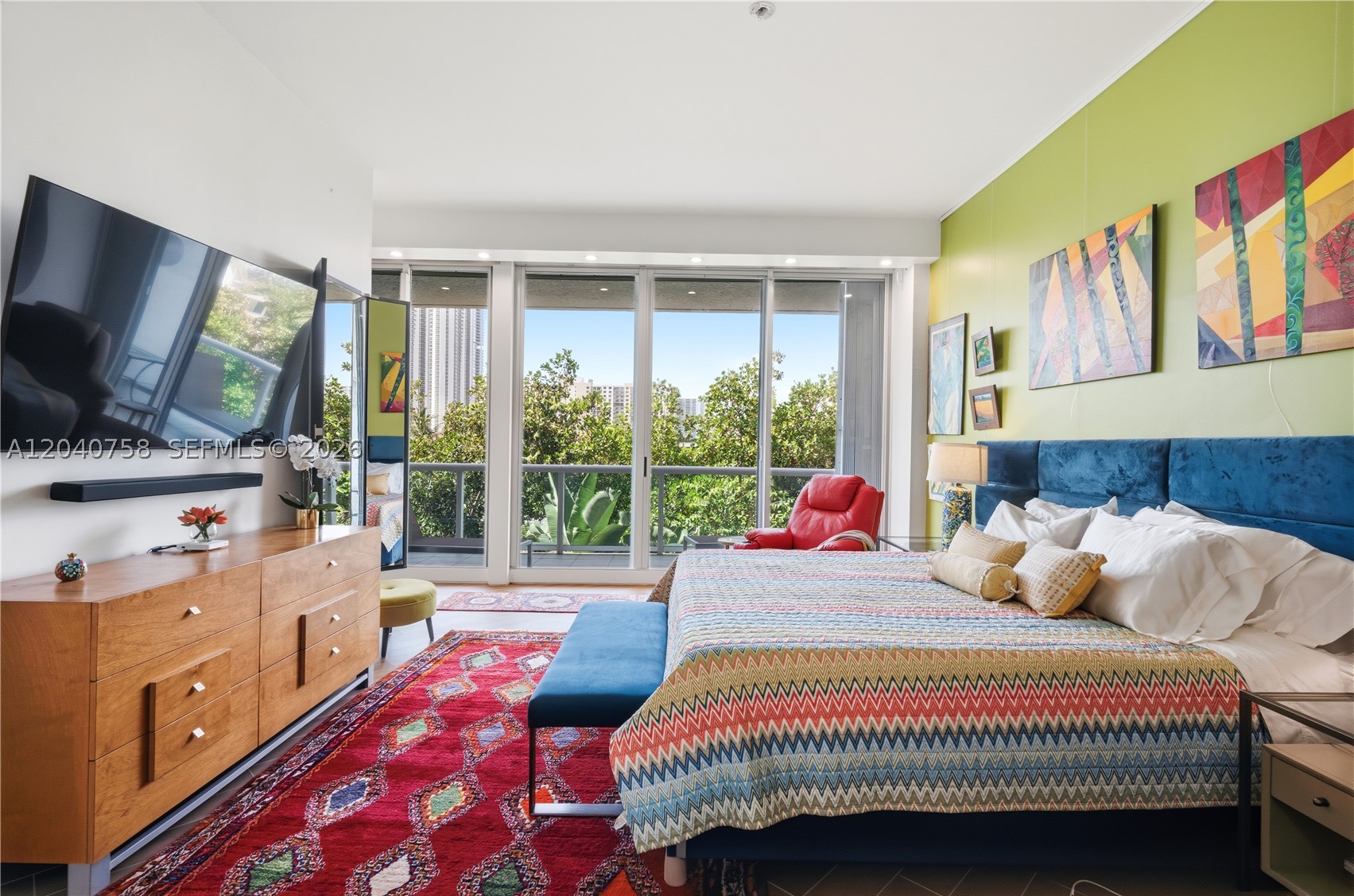 OCEANIA IV CONDO - Residential
